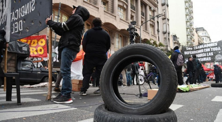 El sindicato del neumático y las empresas retoman hoy el diálogo | Noticias