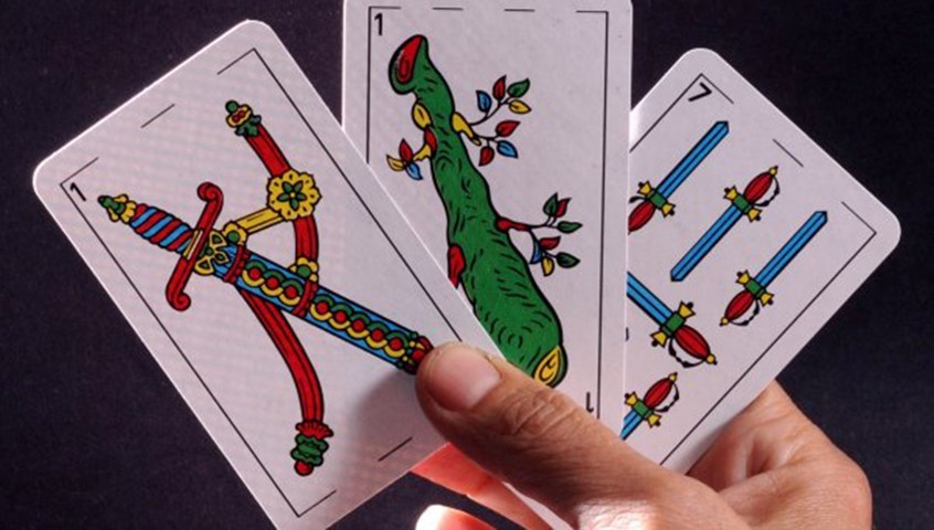 Clausuraron una cervecería por organizar torneos clandestinos de truco | Nacionales