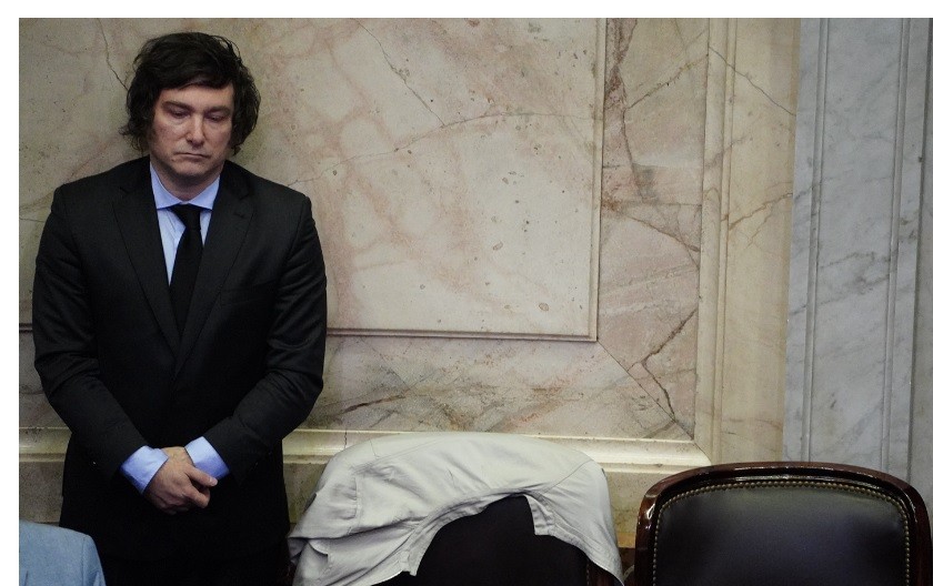 "Si Milei hubiera estado en su banca": JxC lo responsabiliza por nueva tasa a pasajes aéreos | Legislativas