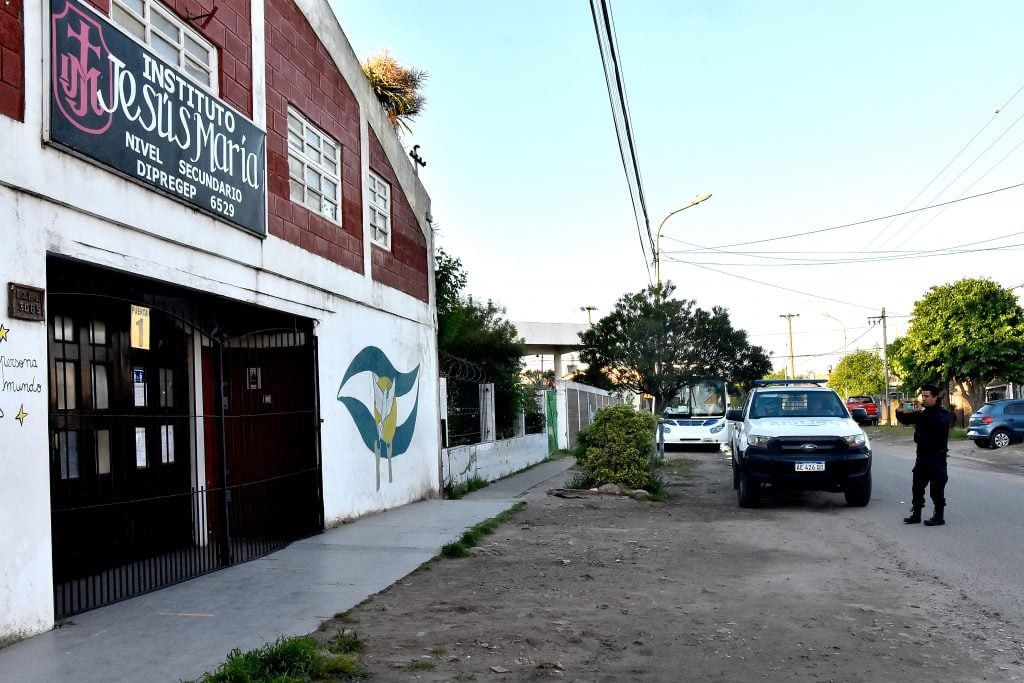 Alumno llevó gas pimienta a la escuela: otros 6 chicos terminaron intoxicados | Nacionales