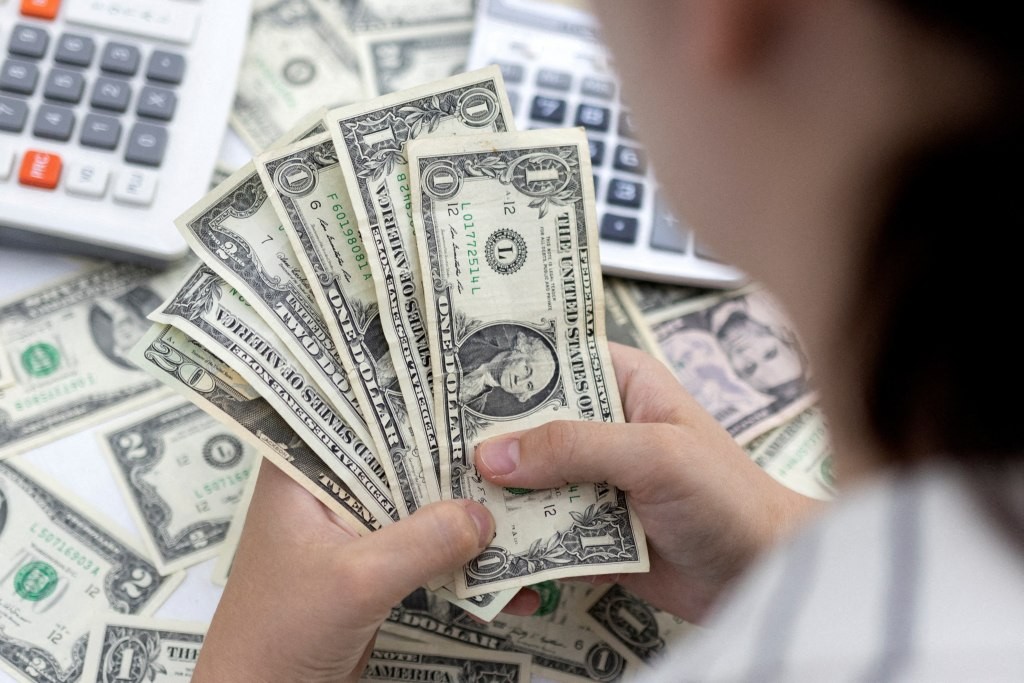 El dólar blue se recupera y cerró en $291 | Información General