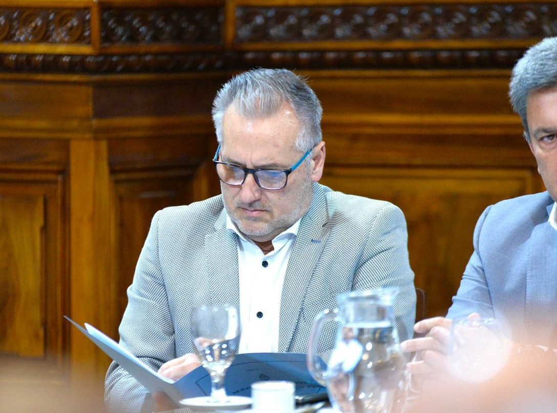 Lewandowski: "Debemos terminar con la discrecionalidad y el centralismo en los recursos asignados al transporte" | Legislativas