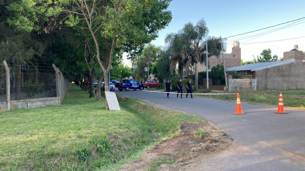 Doble crimen en Rosario: dos hombres fueron asesinados dentro de un auto | Policiales