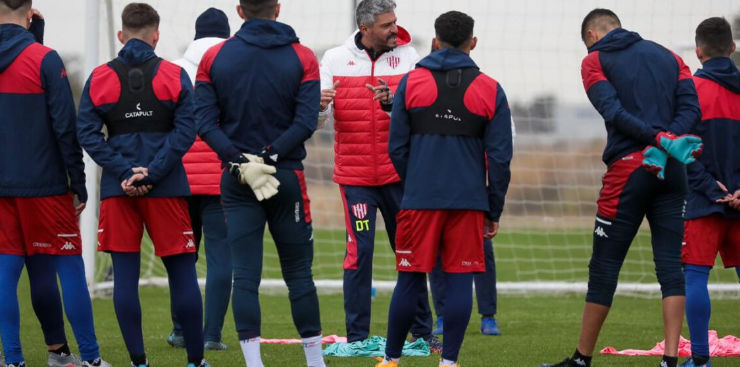 Se dilata la decisión de Munúa y en Unión barajan otras alternativas | Deportes