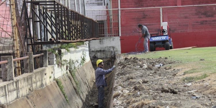 Unión aprovecha el receso y avanza con las obras en el 15 de Abril | Deportes