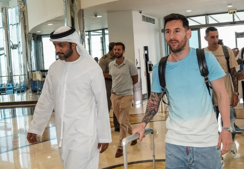Lionel Messi ya está en Abu Dhabi y se sumó a la concentración de la Selección | Deportes