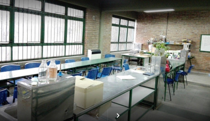 Alumna sufrió quemaduras en el 30% de su cuerpo durante un experimento de química en una escuela | Nacionales