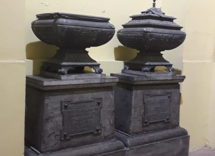 Intentaron robar restos óseos de la Catedral de Santa Fe | Policiales