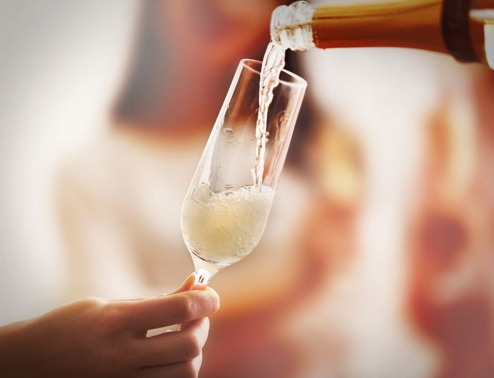 Aprueban un espumante con aroma y sabor similar al cannabis | Información General