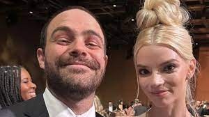 El encuentro entre Peter Lanzani y Anya Taylor-Joy en los Critics Choice Awards | Espectaculos