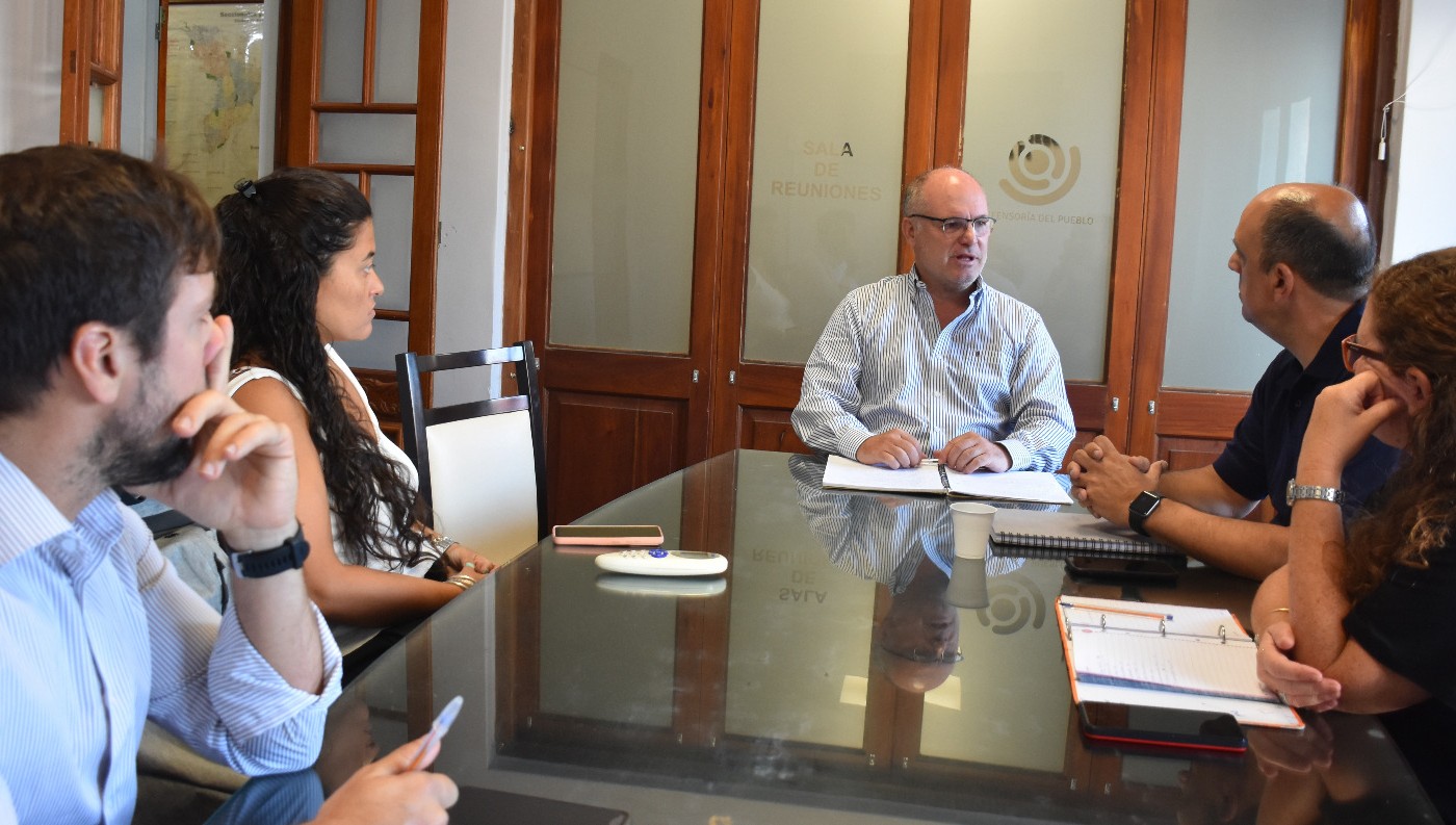 Nueva reunión entre la defensoria del pueblo y el ENACOM | Información General