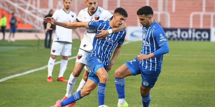 Saralegui haría cirugía mayor en el mediocampo de Colón para recibir a Sarmiento | Deportes