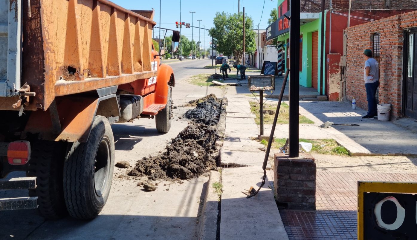 Realizan obras para optimizar el escurrimiento del agua en Barranquitas | Noticias