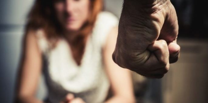 Costa Esmeralda: Rescatan a una mujer tras denuncia de que era retenida y abusada por su pareja | Policiales