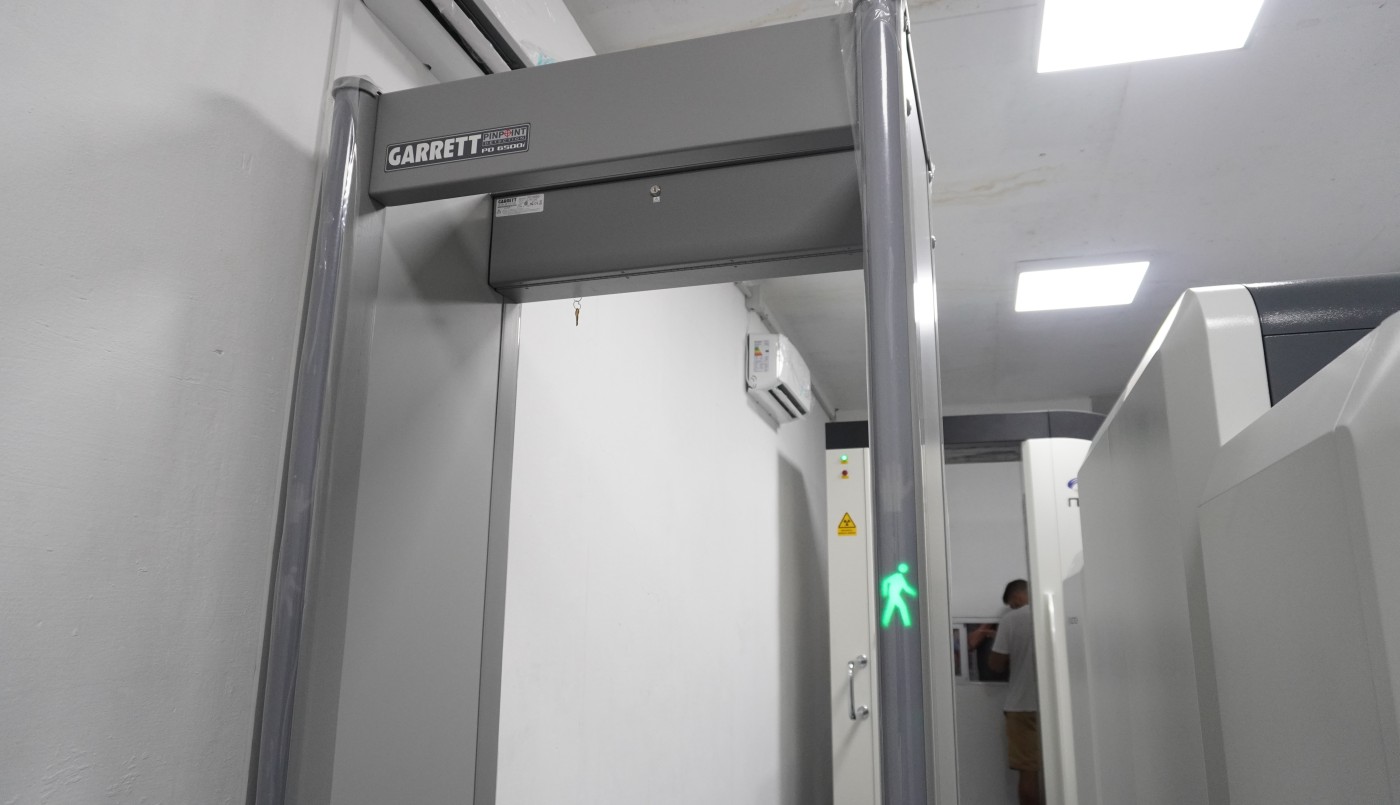 Al igual que en Coronda, presentaron el nuevo sistema de “body scanners” en la cárcel de Piñero | Información General
