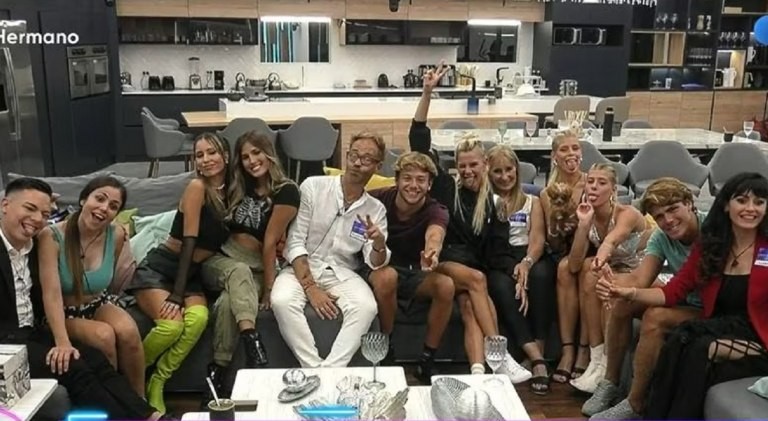 Hubo votación y uno de los familiares abandonó la casa más famosa | Espectaculos