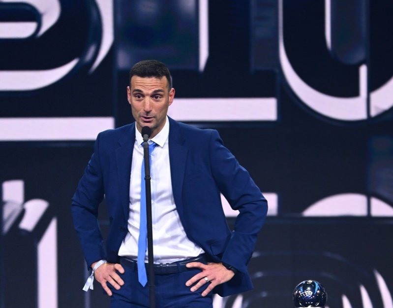 Lionel Scaloni fue elegido como el mejor entrenador de 2022: su humilde discurso al recibir el Premio The Best | Deportes