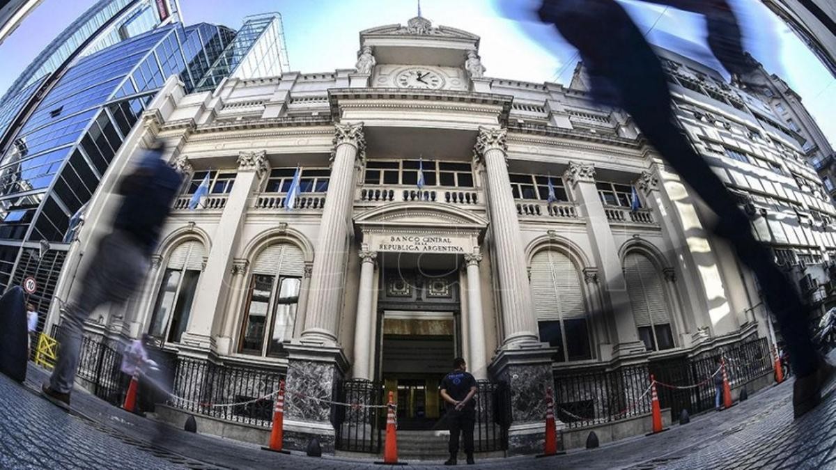 Los bancos cruzaron a Juntos por el Cambio por los dichos de economistas sobre el canje de deuda | Nacionales