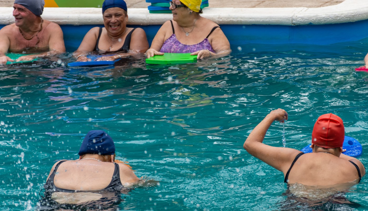 “Natación para Personas Mayores 2023": invitan a participar de la propuesta para este año | Deportes