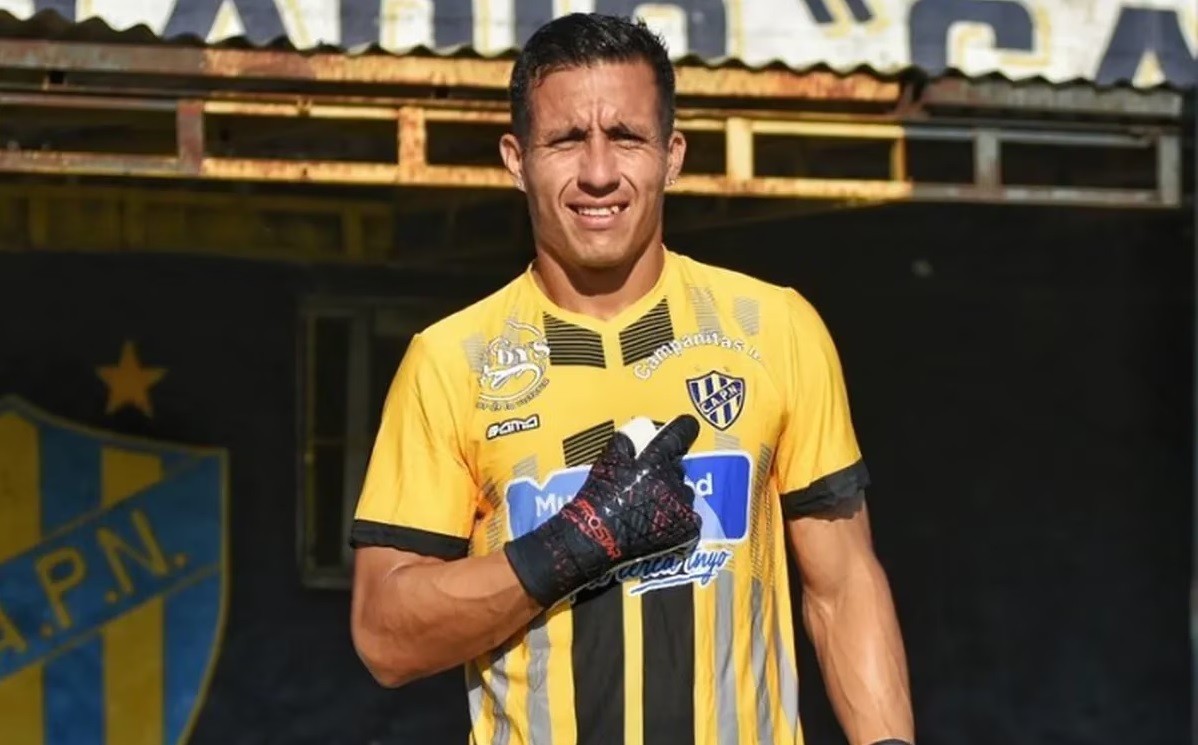 Escándalo en el fútbol argentino: arquero denunció que un DT le ofreció "dólares" para perder | Deportes