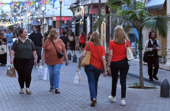 Presentan un código QR para que consumidores y usuarios conozcan sus derechos | Noticias