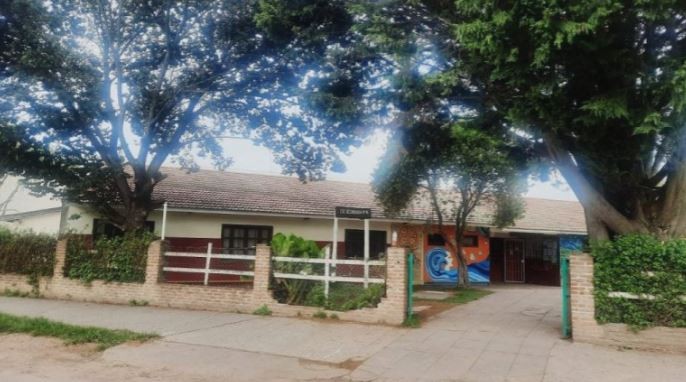 Un adolescente fue armado a una escuela a buscar a otro chico tras pelearse por Instagram | Nacionales