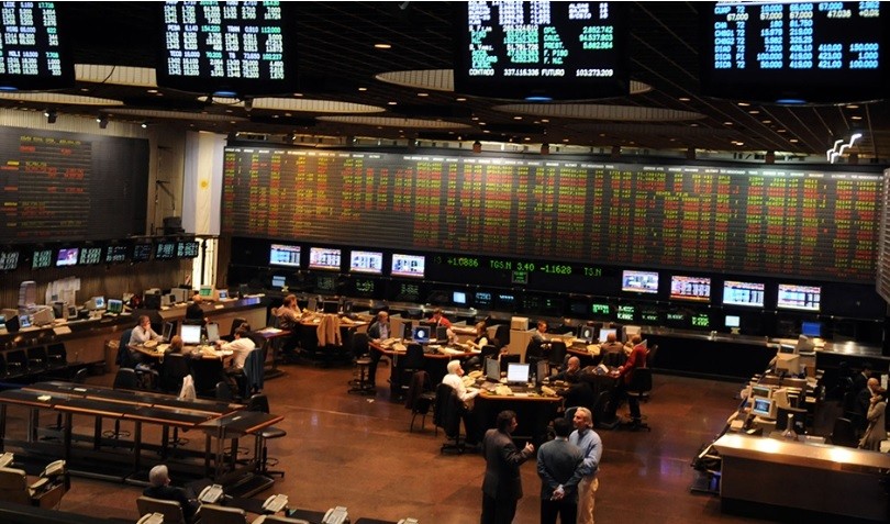 El desplome del mercado financiero internacional arrastra a bonos y acciones argentinas | Nacionales