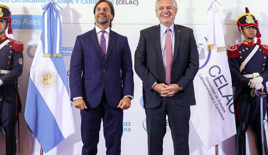 Alberto Fernández se reunirá con Lacalle Pou en abril para avanzar en la cooperación comercial | Nacionales