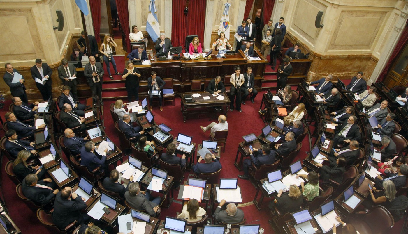 El Senado de la vergüenza: se suspendió la primera sesión del año entre gritos y reclamos | Legislativas