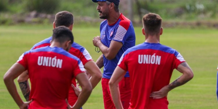 Unión lleva 24 jugadores para visitar a River en un Monumental repleto | Deportes