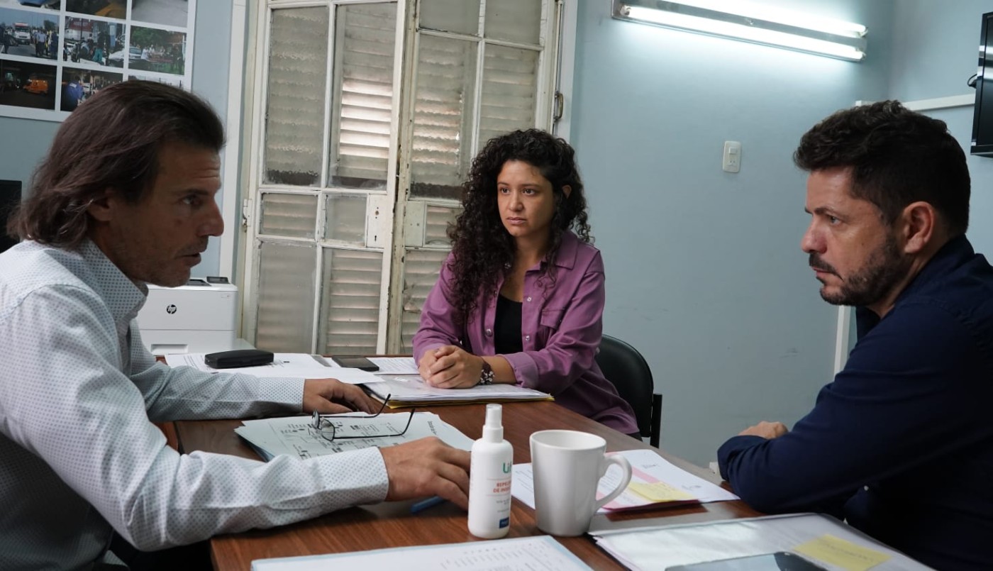 Castelló y Sonzogni gestionan la llegada de una nueva ambulancia a Monte Vera | Legislativas