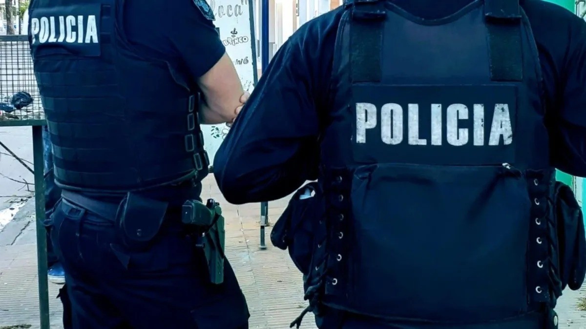 Prisión preventiva para tres policías acusados de integrar una asociación ilícita | Judiciales