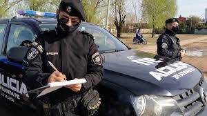 La policía de Santa Fe detuvo en un mes a más de 2.100 personas y secuestró 220 armas | Policiales