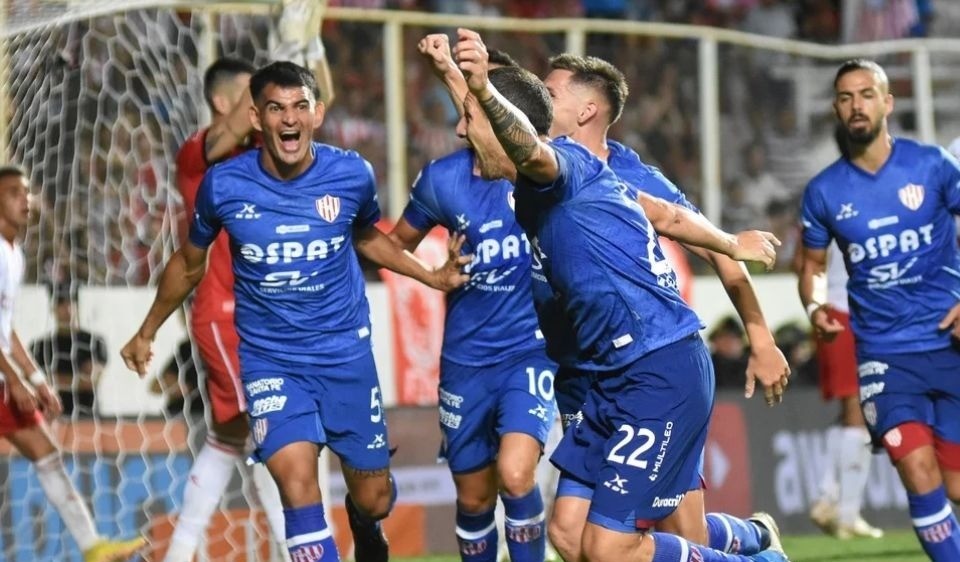 Con Mosset de interino, Unión quiere enderezar el rumbo mientras busca DT | Deportes