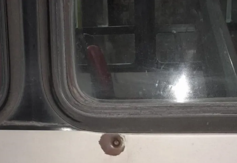 Un colectivo de la línea 1 fue baleado en barrio Acería | Noticias