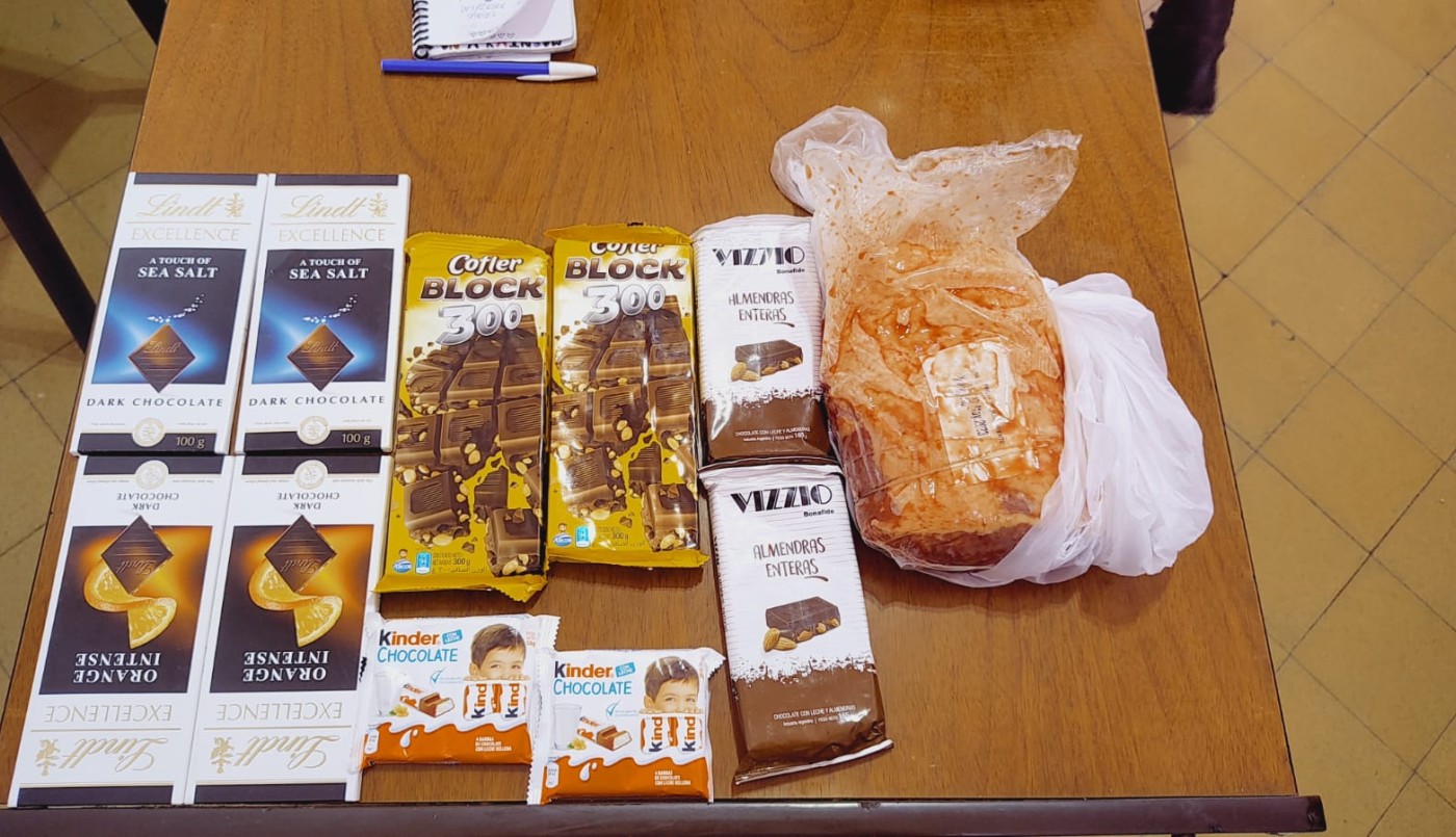 Detuvieron a un hombre que había robado chocolates y carne en un supermercado | Noticias