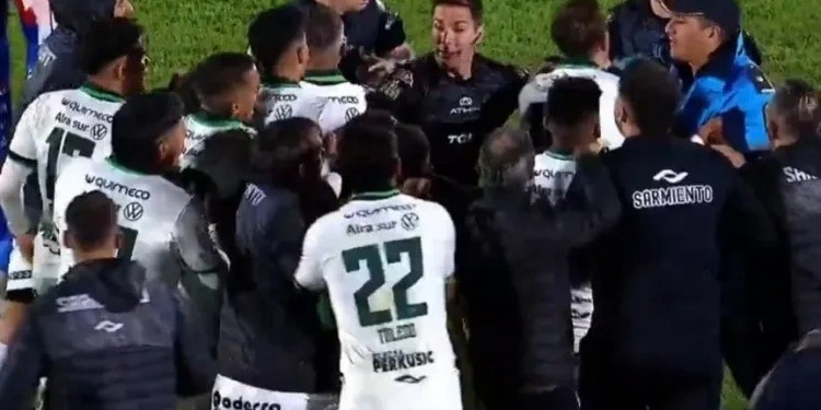 Con polémica: Tigre derrotó a Sarmiento y el domingo visita a Unión | Deportes