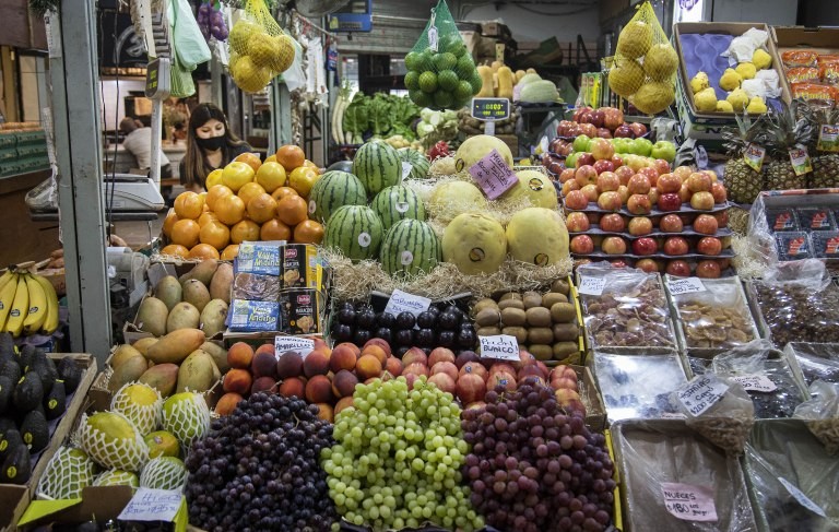 Agroalimentos: el consumidor pagó en marzo 3,7 veces más de lo que cobro el productor | Información General