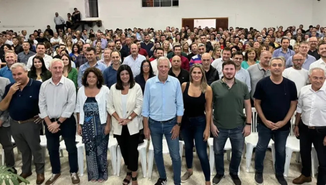 "Unidos para cambiar Santa Fe", el nombre del frente de frentes | Noticias