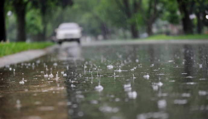 Un lunes con mucha humedad y alguna probabilidad de lluvias aisladas en la ciudad | Información General