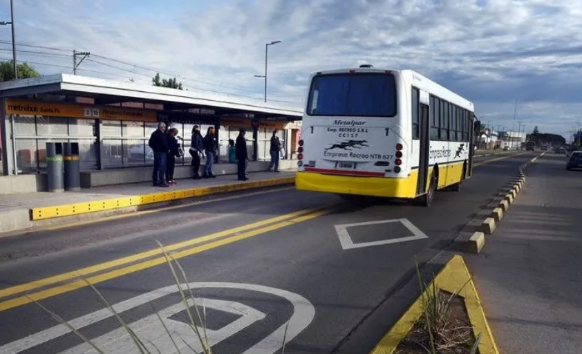 Habrá una reunión clave para destrabar un paro de 48 horas del transporte público | Noticias