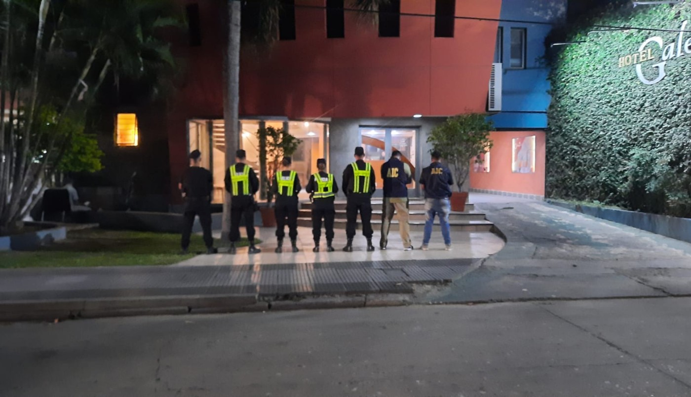 Detuvieron a tres hombres por robos con inhibidores en el centro de la ciudad de Santa Fe | Policiales