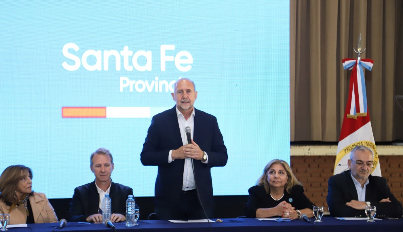 Omar Perotti presidió la apertura de sobres para ampliar el hospital Almicar Gorosito y la posta SIES 107 de Sunchales | Noticias