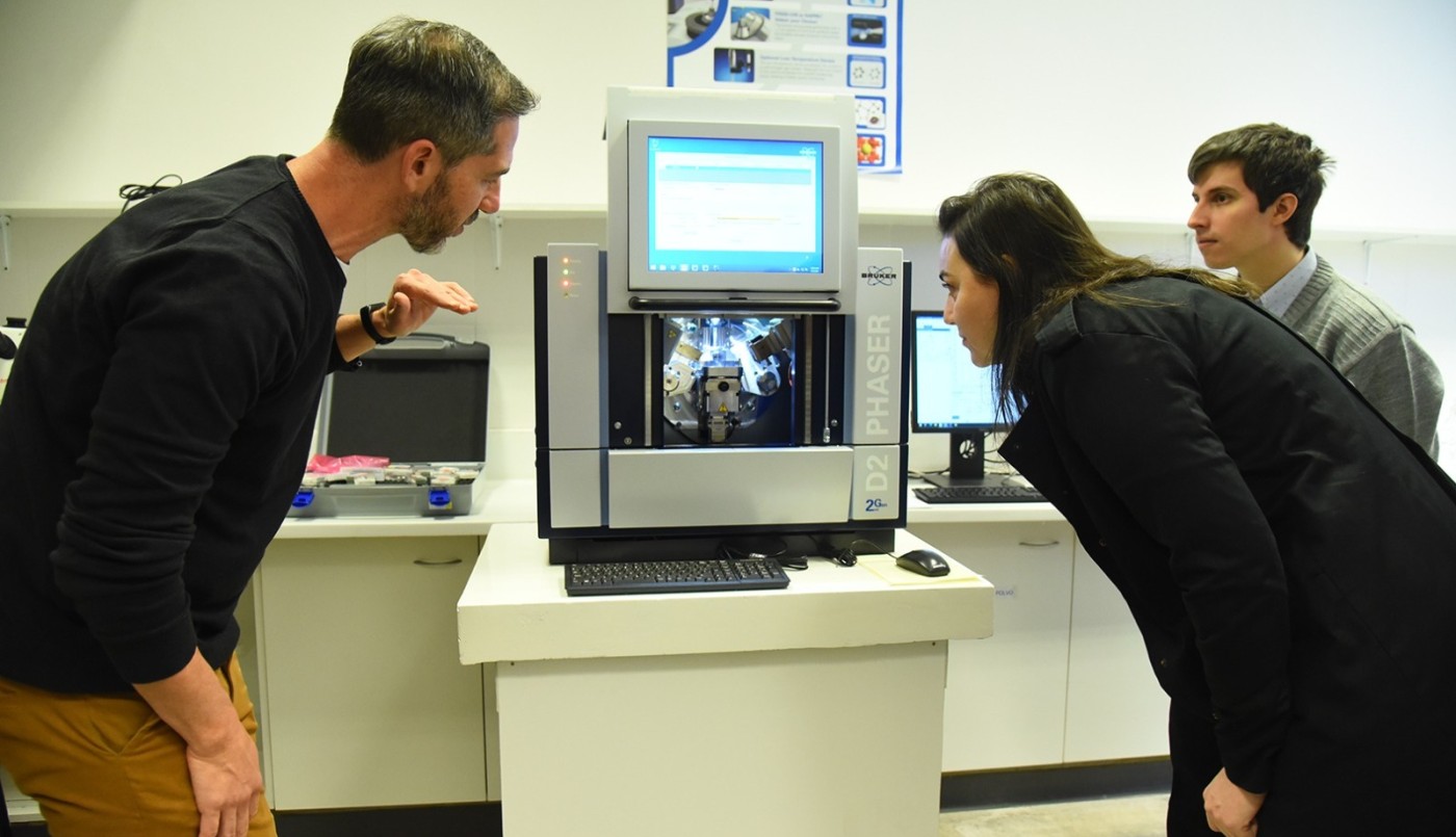 Santa Fe invierte en equipo para investigación en Salud y Farmacéutica | Salud