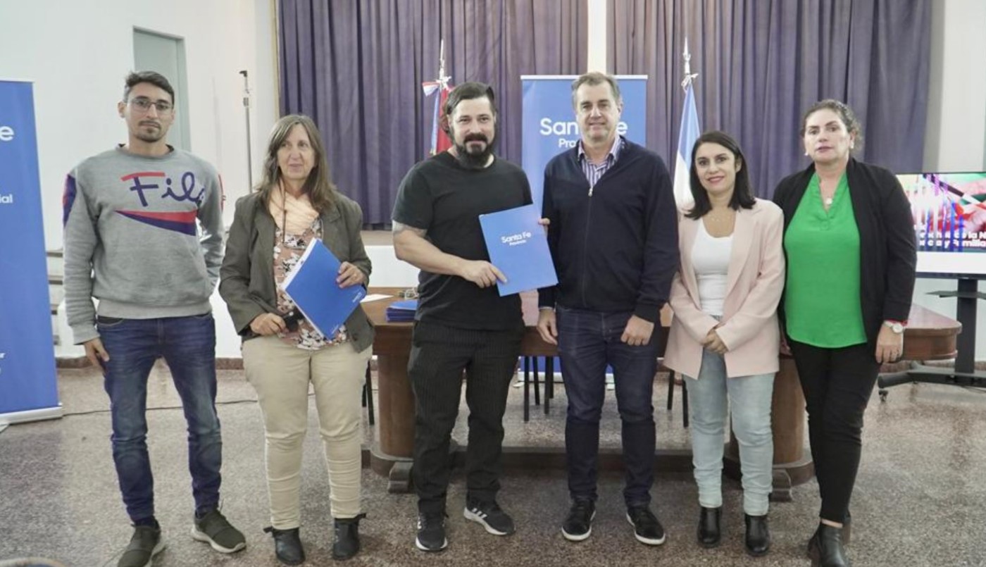 El gobierno de la provincia de Santa Fe realiza una inversión histórica en materia de infancias | Noticias