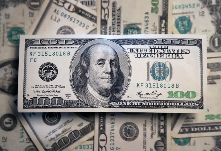 El dólar blue empezó la semana en alza: cerró a $470 | Información General
