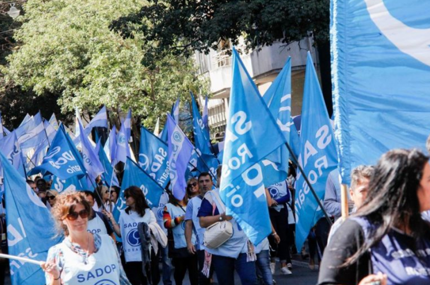 Sadop reclama el cese del estampillado en los certificados médicos | Noticias