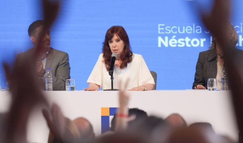 Causa Vialidad: los jueces Hornos y Borinsky rechazaron las recusaciones de Cristina Kirchner | Nacionales