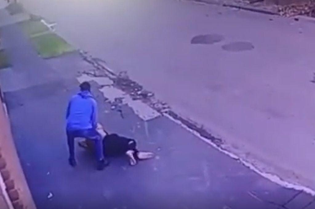 Escapaba de la Policía, se tiró de un tercer piso y se rompió los tobillos | Policiales