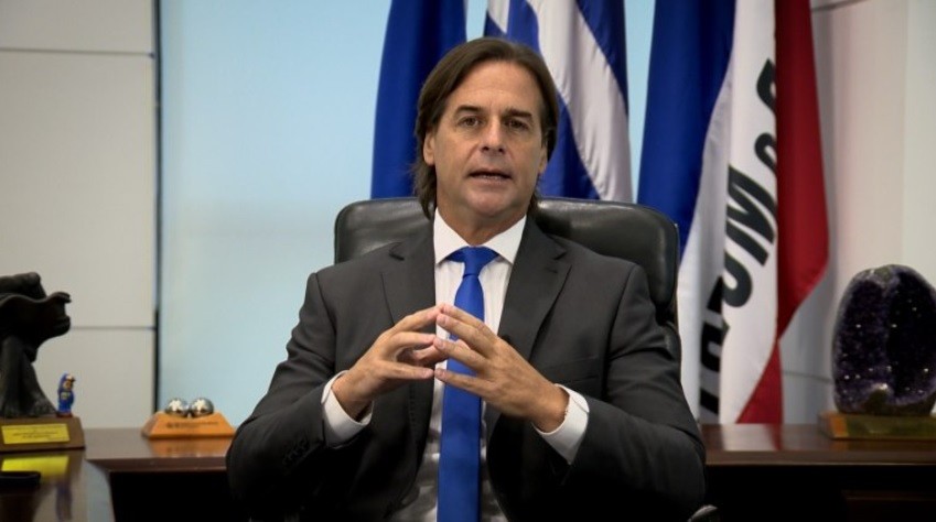Lacalle Pou anunció medidas para desalentar cruce de uruguayos a la Argentina | Nacionales